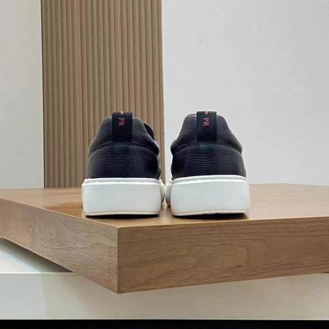 Buty wsuwane Prada Buty wsuwane Prada
