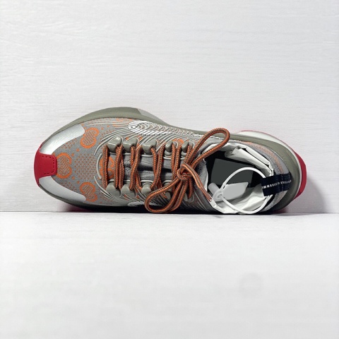 Luksusowe buty sportowe Gucci