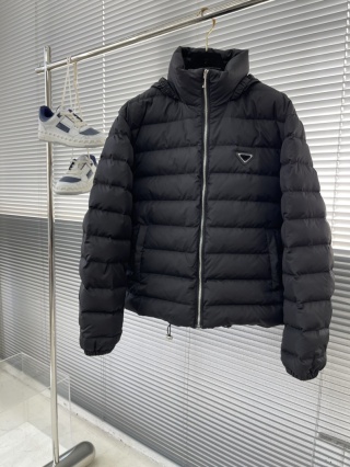 Kurtka puchowa Prada