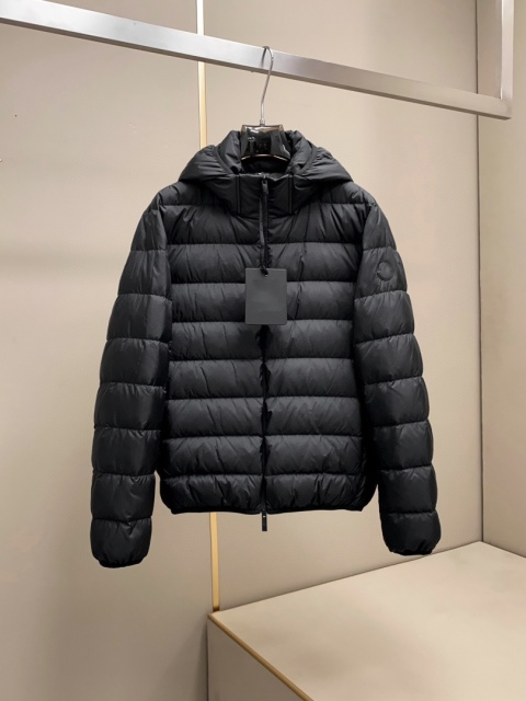 Kurtka Moncler