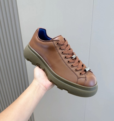 Buty Burberry