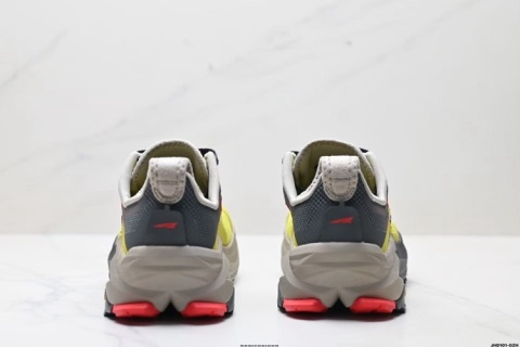 Buty Altra Olympus 6 trail running Vibram Megagrip