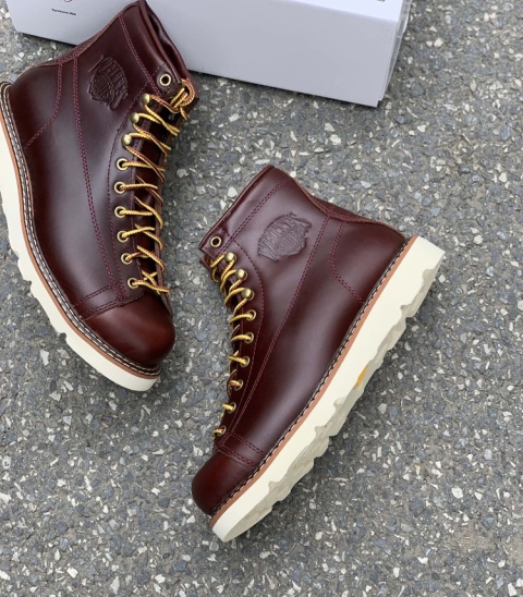 Buty za kostkę Whites