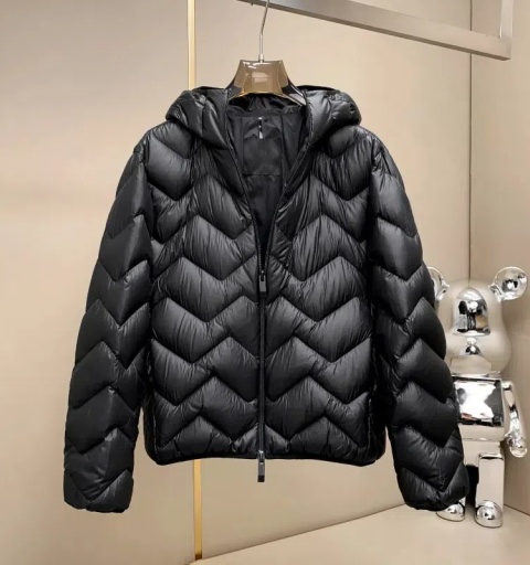Kurtka Moncler