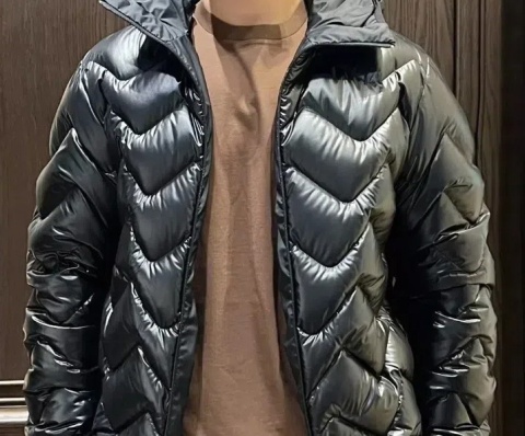 Kurtka Moncler