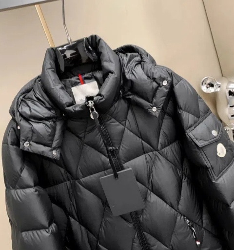 Kurtka Moncler