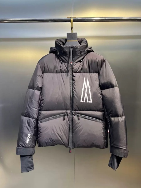 Kurtka puchowa Moncler