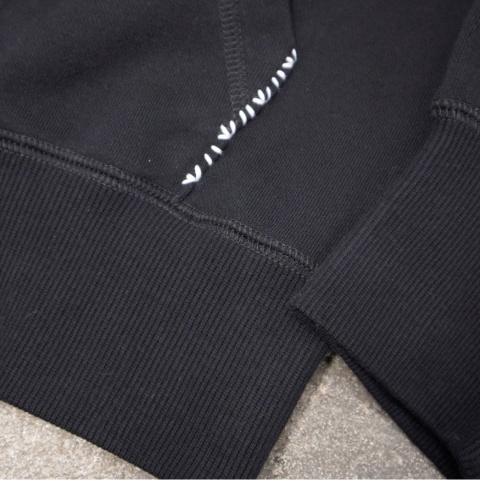 Luksusowa bluza z kapturem 3.Paradis