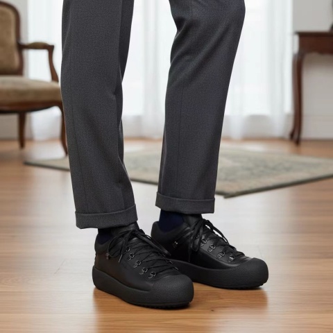 Ekskluzywne śniegowce Bally