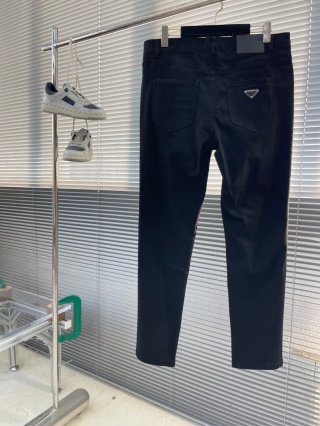 Czarne jeansy męskie Prada