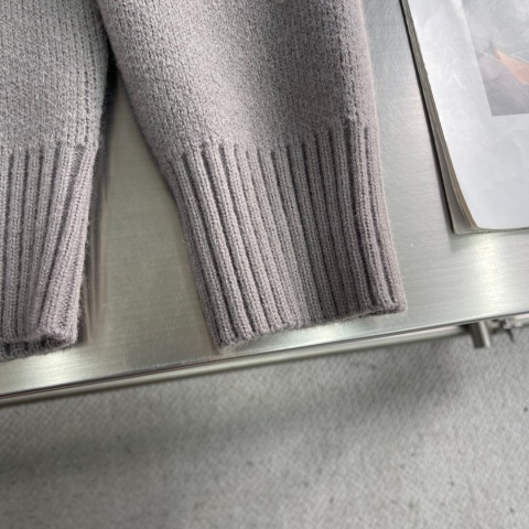 Sweter męski welaniny Ami Paris