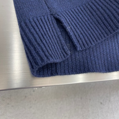 Sweter z wysokim kołnierzem Loewe