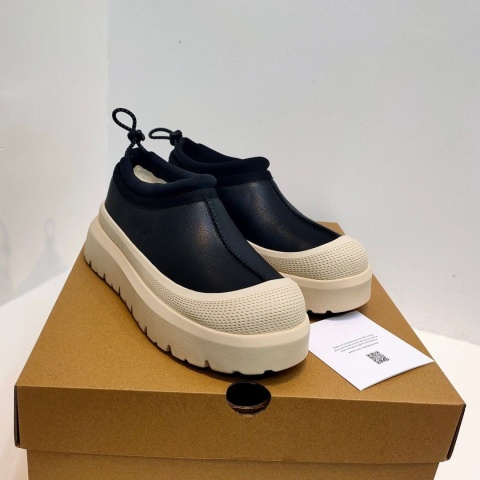 Buty krótki śniegowce UGG