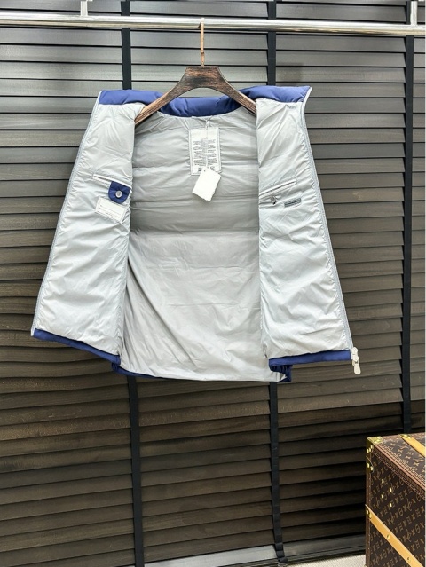 Kamizelka bezrękawnik puchowy Burnello Ciucinelli