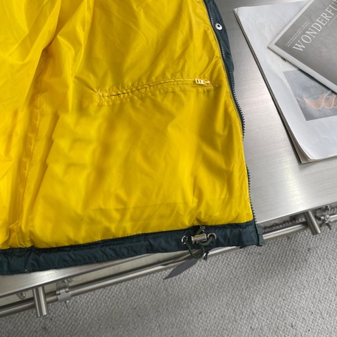 Kurtka puchowa Prada