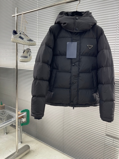 Kurtka puchowa Prada