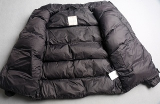 Kurtka puchowa Moncler