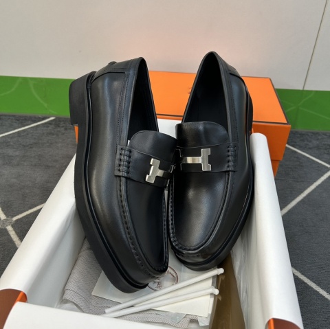 Mokasyny skórzne Hermes