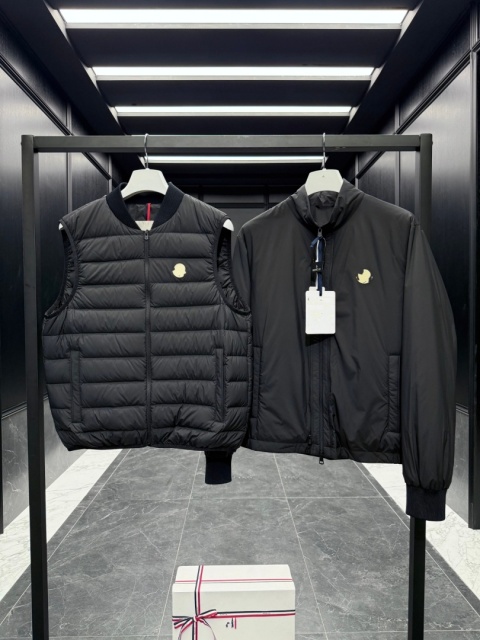Kurtka męska puchowa Moncler kamizelka Moncler 3 w 1