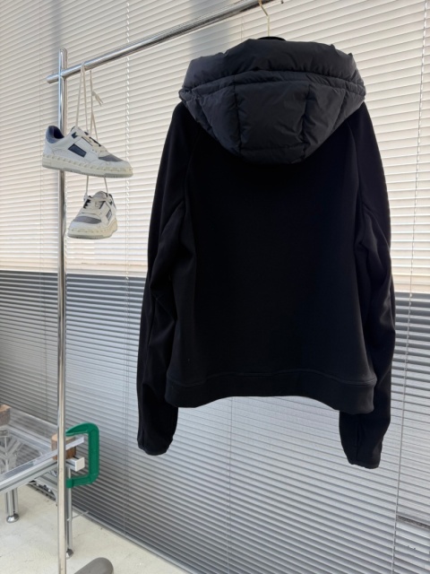 Kurtka puchowa Moncler