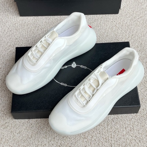 Męskie buty sportowe Prada