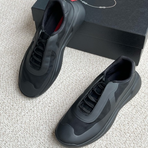 Męskie buty sportowe Prada