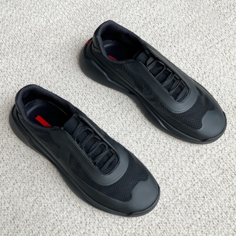 Męskie buty sportowe Prada