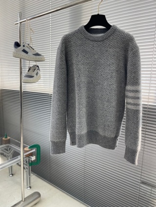 Sweter wełniany Thom Browne
