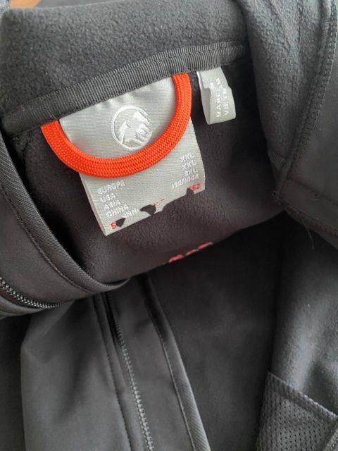 kurtka softshel Mammut