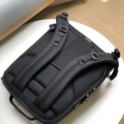 Męski plecak biznesowy i podróżny Tumi