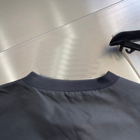 Czarna bluza męska Prada