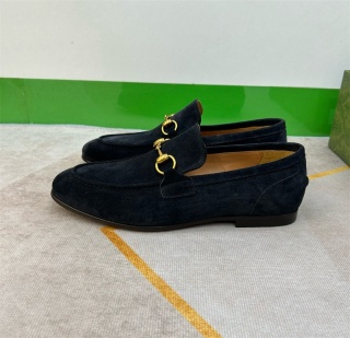 Buty Letenie mokasyny Gucci zamszowe z miękką podeszwą