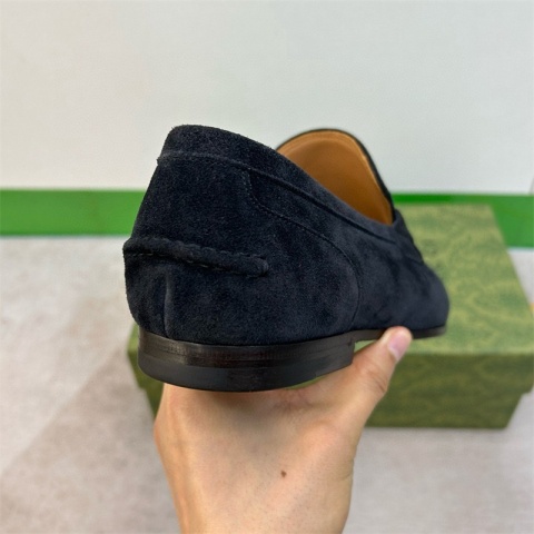 Buty Letenie mokasyny Gucci zamszowe z miękką podeszwą
