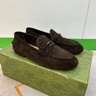 Buty mokasyny Gucci zamszowe z miękką podeszwą