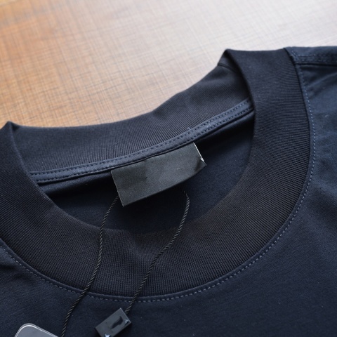 Koszulka Emporio Armani Standard Fit Wiosna 2026