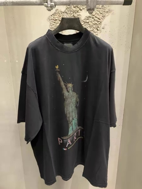 Koszulka Balenciaga Summer 2025