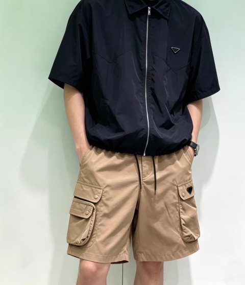 Spodenki Prada cargo shorts multi-pocket (2026)