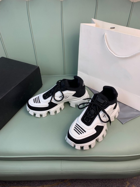 Buty Prada