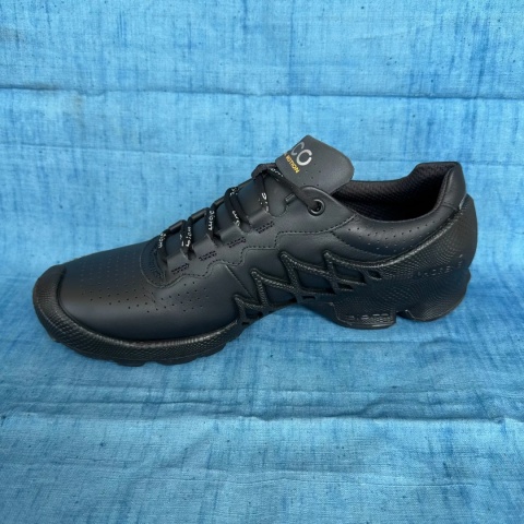 Buty męskie sportowo‑outdoorowe Ecco