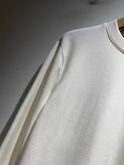 Męska bluza longsleeve Hermes jeseiń - zima 25