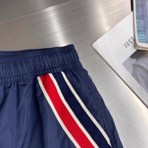 Spodenki szorty sportowe Moncler
