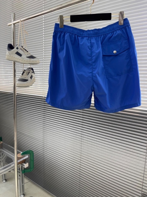 Spodenki szorty sportowe Moncler