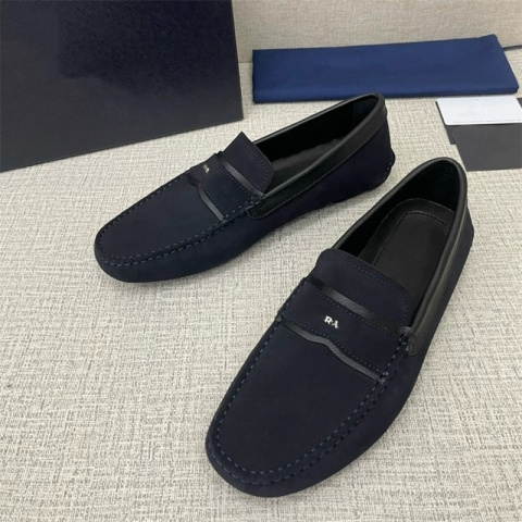 Buty mokasyny Loafersy Prada