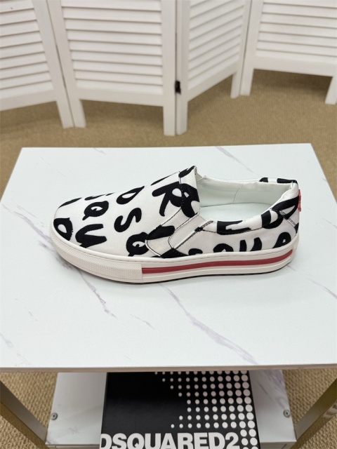 Buty mokasyny sportowe wsuwane Dsquared Buty mokasyny sportowe wsuwane Dsquared