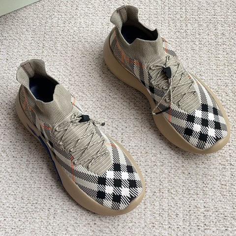 Buty sportowe wsuwane Burberry Buty sportowe wsuwane Burberry