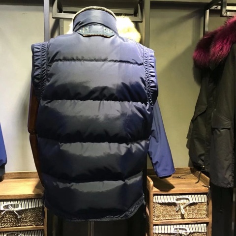 Kamizelka puchowa Parajumpers
