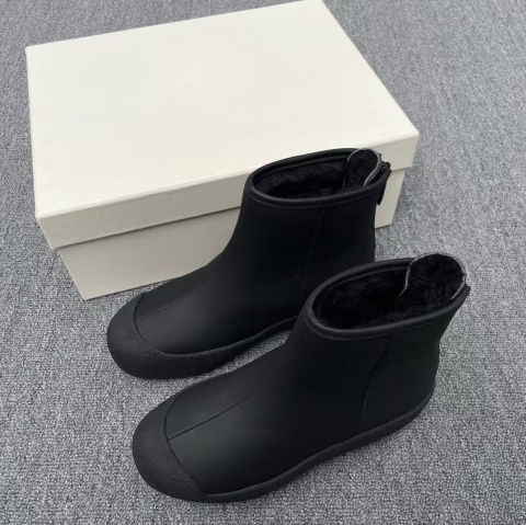 Buty damskie śniegowce Bally