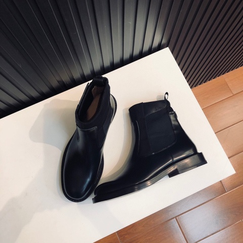 Buty wsuwane sztyblety Prada