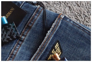 Spodnie Emporio Armani