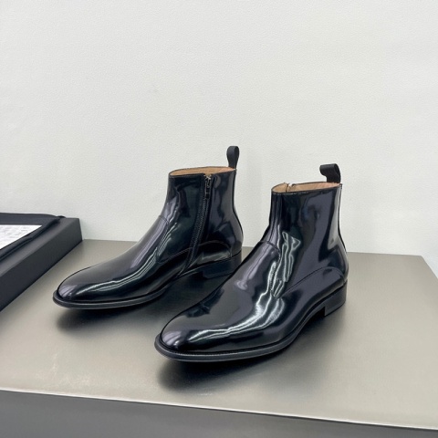 Buty wsuwane sztyblety Prada